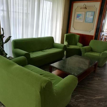 Hotel Boston Alba Adriatica Kültér fotó